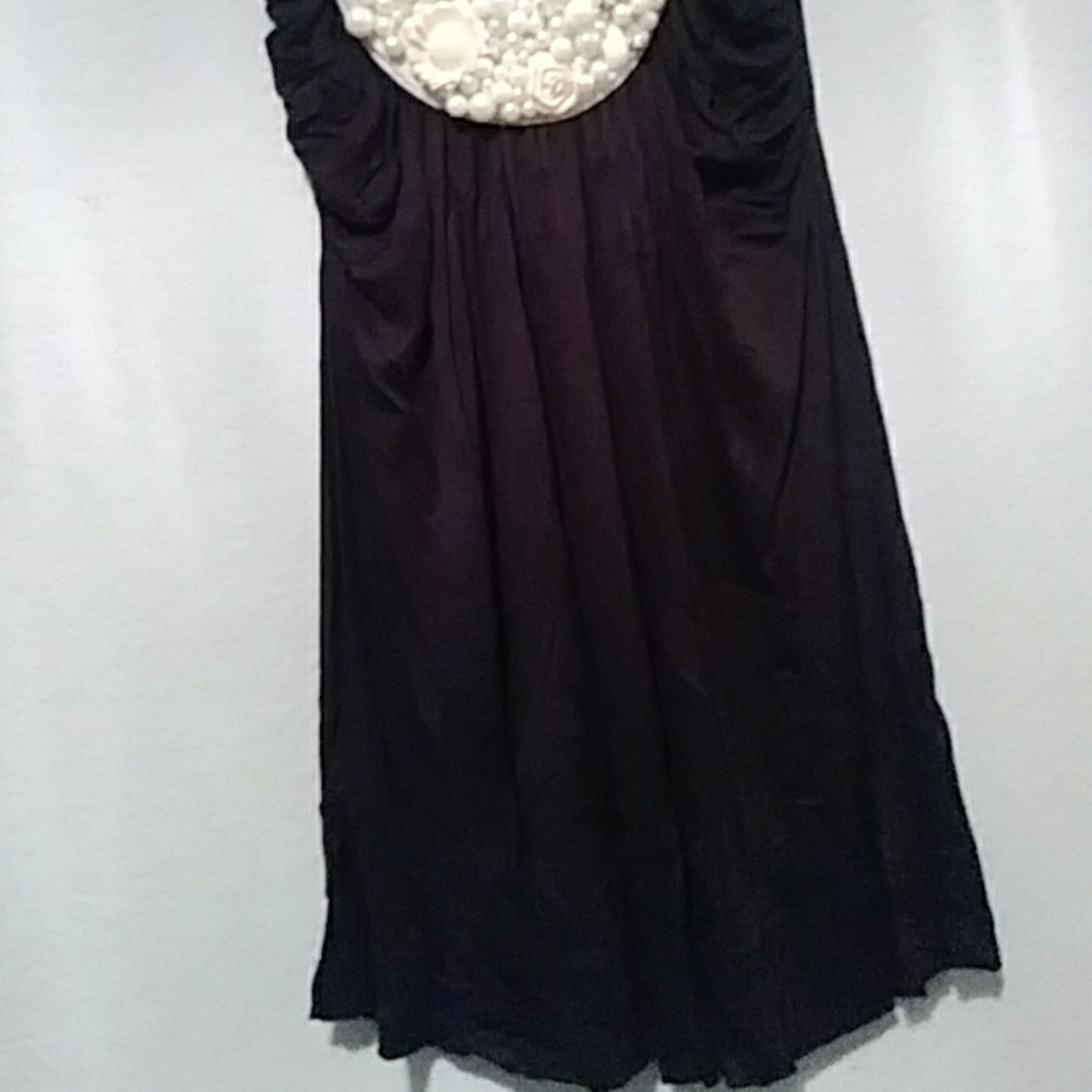 Beaded - Picture 2 of 4